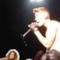 Justin Bieber colpito da una bottiglia durante il concerto a São Paulo