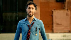 Charlie Winston - Hello Alone (video ufficiale, testo e traduzione)