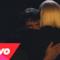 Sia, Heidi Klum e Pedro Pascal di GOT nel nuovo video Fire Meet Gasoline