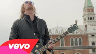 Umberto Tozzi - Sei tu l'immenso amore mio (Video ufficiale e testo)