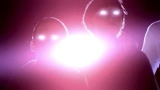M83 - Midnight City (Video ufficiale e testo)