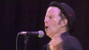 Tom Waits - trampled rose (Video ufficiale e testo)