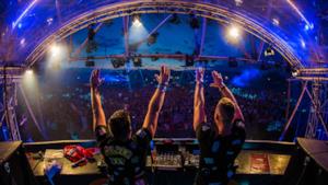 Defqon.1 Weekend Festival 2016 | Frequencerz