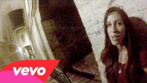 Alanis Morissette - lens (Video ufficiale e testo)