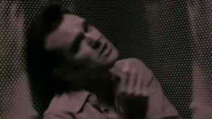 Morrissey - The More You Ignore Me The Closer I Get (Video ufficiale e testo)