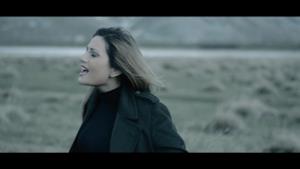 Emiliana Cantone - E' una maledizione (Video ufficiale e testo)