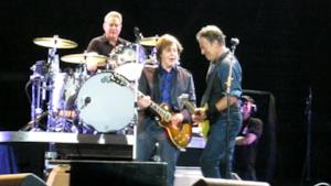 Bruce Springsteen & Paul McCartney - I Saw Her Standing There (Live Hyde Park 2012)