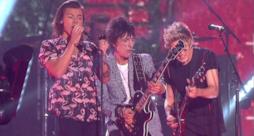 One Direction & Ronnie Wood - Where Do Broken Hearts Go live @X Factor UK (video)