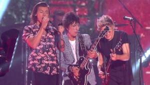 One Direction & Ronnie Wood - Where Do Broken Hearts Go live @X Factor UK (video)