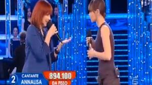 Annalisa Scarrone duetto Alessandra Amoroso - Questo Bellissimo Gioco (Live Amici 10)