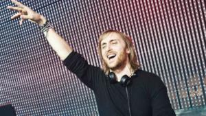 David Guetta & Showtek ft. Vassy - Bad (lyric video ufficiale e testo)