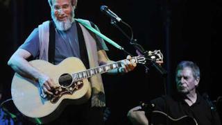 Yusuf Islam aka Cat Stevens - Maybe There's a World (Live, audio, testo e traduzione)