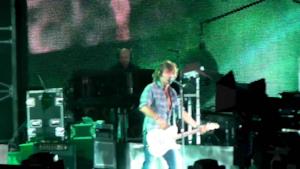 Ligabue a Campovolo 2.0 - Anime in plexiglass.MP4