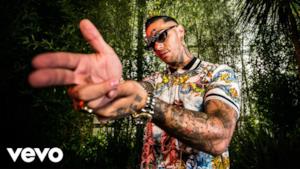 Emis Killa - Rollercoaster (Video ufficiale e testo)