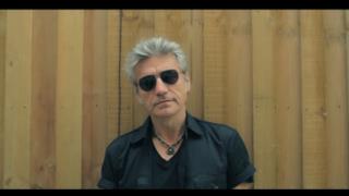 Ligabue in radio con il nuovo singolo C'è sempre una canzone
