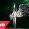 Justin Bieber - All Around The World (Video ufficiale e testo)