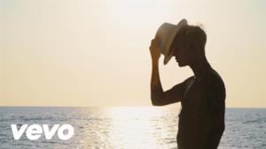 Justin Bieber - Company (Video ufficiale e testo)