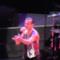 Depeche Mode cantano Heaven live al concerto di Milano