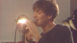 Paolo Nutini - Let Me Down Easy (video ufficiale, testo e traduzione)