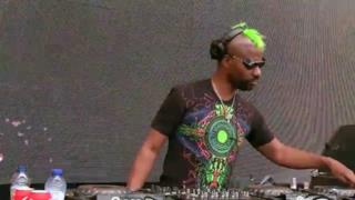 Tomorrowland 2015 Green Velvet, il live e la tracklist