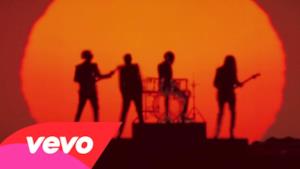 Daft Punk - Get Lucky (feat. Pharrell Williams & Nile Rodgers) (Video ufficiale e testo)