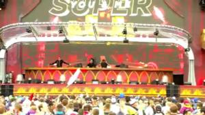 Tom Staar Vs Kryder - Tomorrowland 2015