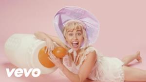 Miley Cyrus - BB Talk