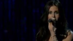 Idina Menzel canta Let It Go agli Oscar 2014