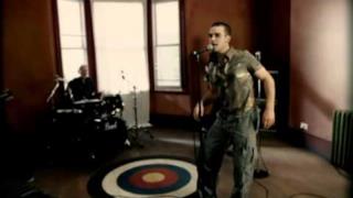 Robbie Williams - South of the Border (Video ufficiale e testo)