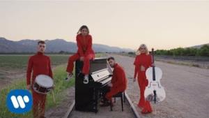 Clean Bandit - I Miss You (feat. Julia Michaels) (Video ufficiale e testo)