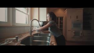 Sick Individuals - Into The Light (Video ufficiale e testo)