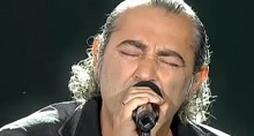 X Factor 7: Luca Carboni e Tiziano Ferro cantano Persone silenziose