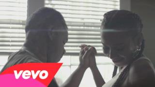 R. City - Locked Away (feat. Adam Levine) (Video ufficiale e testo)