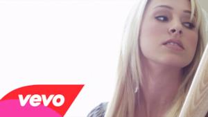 Mandy Rain - Riot (Video ufficiale e testo)