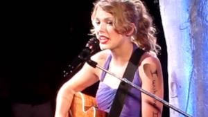 ► Taylor Swift performs "Realize" by Colbie Caillat (Live in HD)