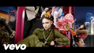 Grimes - Kill V. Maim (Video ufficiale e testo)