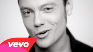 ► Tiziano Ferro - La differenza tra me e te (VIDEO UFFICIALE)