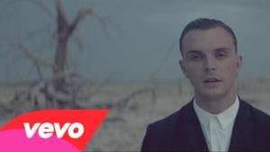 Hurts - Somebody To Die For video, testo e traduzione