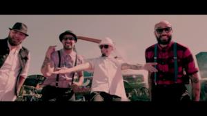 BoomDaBash - Il solito italiano (feat. J-Ax) (Video ufficiale e testo)