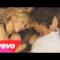 Shakira - Gypsy (Video ufficiale e testo)