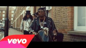 Dizzee Rascal ft. Robbie Williams - Goin' Crazy (Video ufficiale e testo)