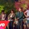 One Direction - Live While We're Young (Video ufficiale e testo)