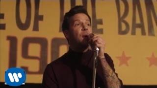 Simple Plan - Singing In the Rain (feat. R. City) (Video ufficiale e testo)