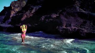 Nicki Minaj - Starships (Video ufficiale e testo)