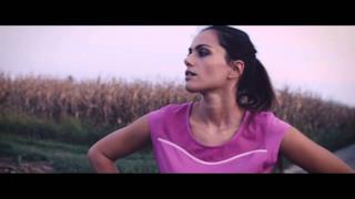 Paola Turci - Questa non è una canzone (Video ufficiale e testo)