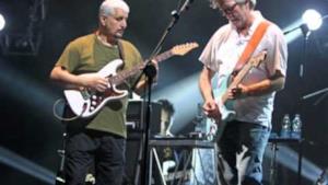 Eric Clapton & Pino Daniele - Layla (live Cava De Tirreni 2011)