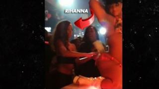 Rihanna in uno strip club di Miami [VIDEO]