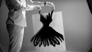 Canzone pubblicità profumo Guerlain La Petite Robe Noire 2014