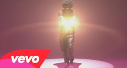 Leiner si scatena nel video del suo primo singolo Tutto Quello Che Ci Resta