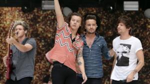 One Direction - Best Song Ever (Summertime Ball 2015)